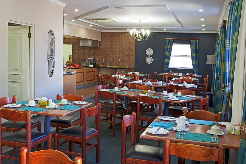 Brookes Hill Suites Hotel Port Elizabeth Exterior photo