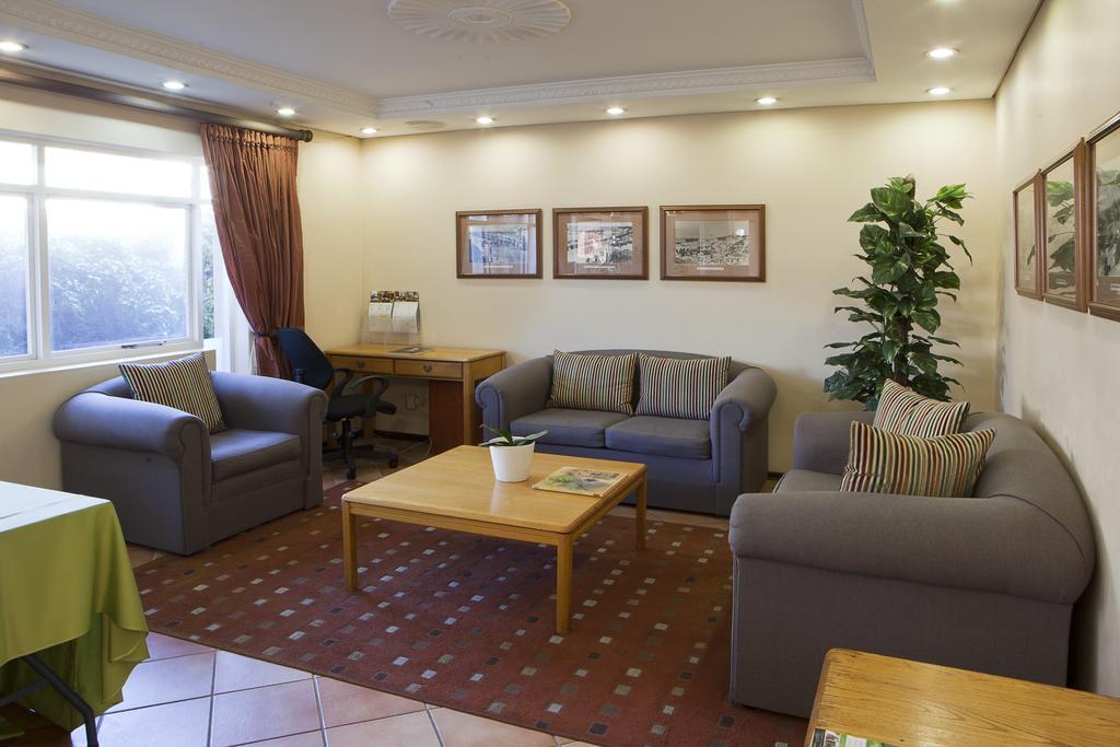 Brookes Hill Suites Hotel Port Elizabeth Exterior photo